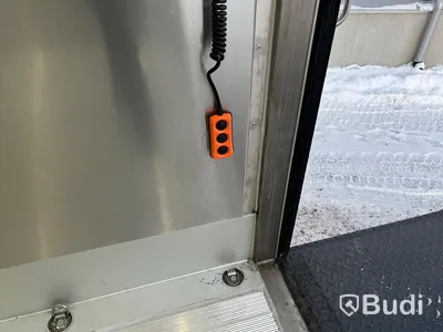 Lastbil Volvo FH 500 Yrkesutbildnings Fjärrbil | 2022 | Automat | Öppningsbar sida | Nypris ca 2 800 000