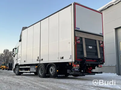 Lastbil Volvo FH 500 Yrkesutbildnings Fjärrbil | 2022 | Automat | Öppningsbar sida | Nypris ca 2 800 000