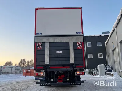 Lastbil Volvo FH 500 Yrkesutbildnings Fjärrbil | 2022 | Automat | Öppningsbar sida | Nypris ca 2 800 000