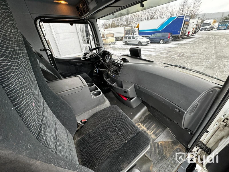 Lastbil Mercedes-Benz Atego 916 | Euro6 | 2017 | 14300mil | SKAB-skåp