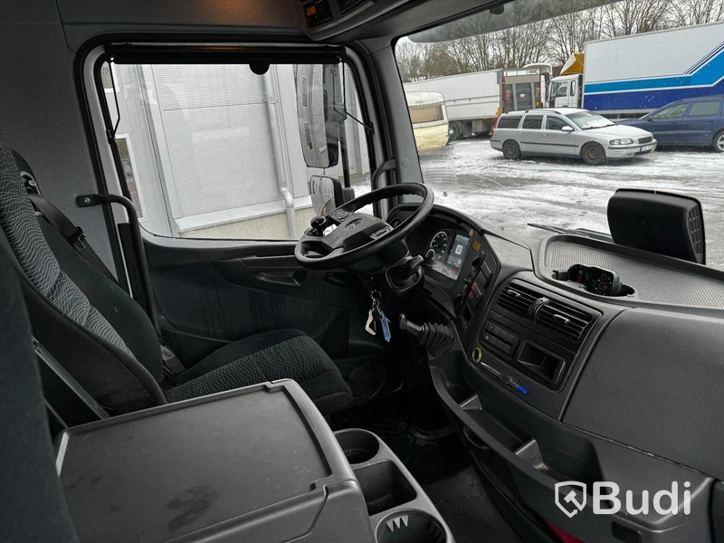 Lastbil Mercedes-Benz Atego 916 | Euro6 | 2017 | 14300mil | SKAB-skåp