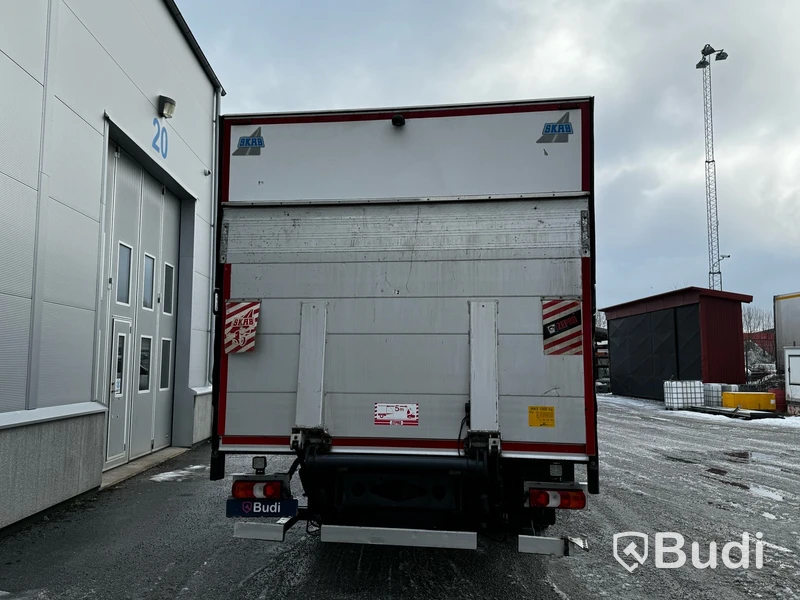 Lastbil Mercedes-Benz Atego 916 | Euro6 | 2017 | 14300mil | SKAB-skåp