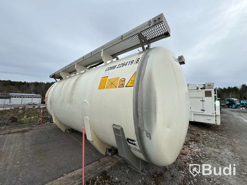 Bulktank i aluminium kört djurfoder och pellets