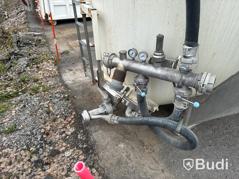 Bulktank i aluminium kört djurfoder och pellets