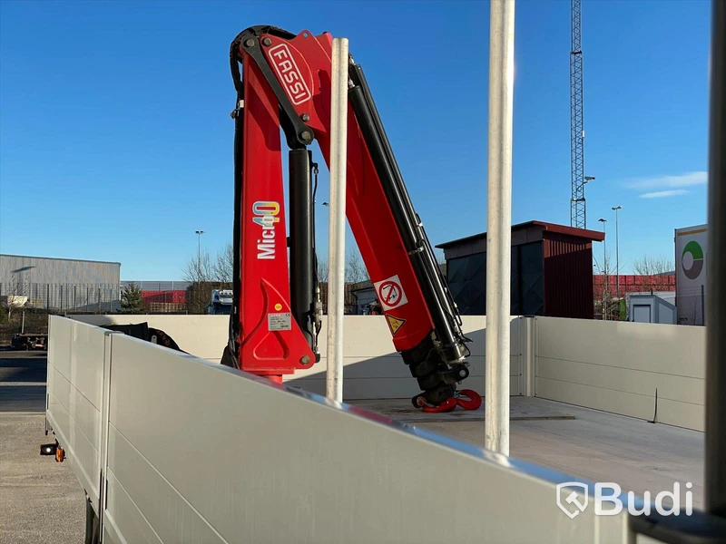 Lastbil Iveco Daily 3.0 CNG HI-MATIC 7,2T | Fassi kran micro
