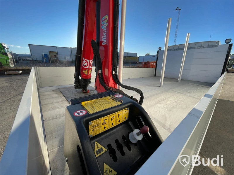 Lastbil Iveco Daily 3.0 CNG HI-MATIC 7,2T | Fassi kran micro