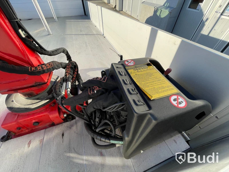 Lastbil Iveco Daily 3.0 CNG HI-MATIC 7,2T | Fassi kran micro