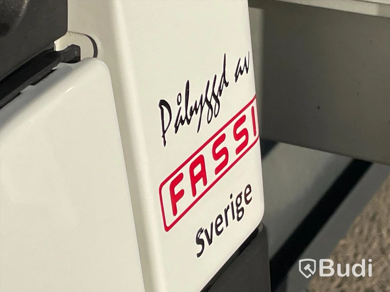 Lastbil Iveco Daily 3.0 CNG HI-MATIC 7,2T | Fassi kran micro
