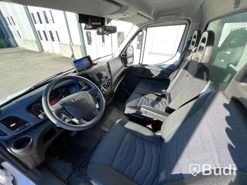 Lastbil Iveco Daily 3.0 CNG HI-MATIC 7,2T | Fassi kran micro