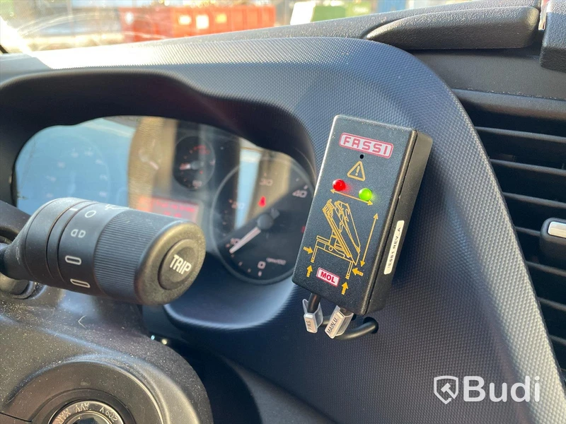 Lastbil Iveco Daily 3.0 CNG HI-MATIC 7,2T | Fassi kran micro