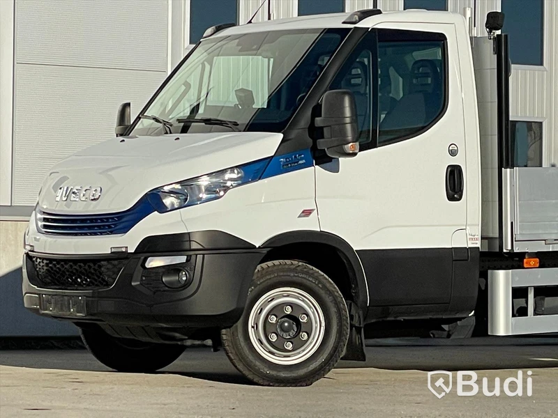 Lastbil Iveco Daily 3.0 CNG HI-MATIC 7,2T | Fassi kran micro