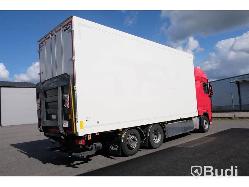 Fjärrbil DAF XF 530 6x2-2018 | Ekeriskåp | Öppningsbarsida | Zepro