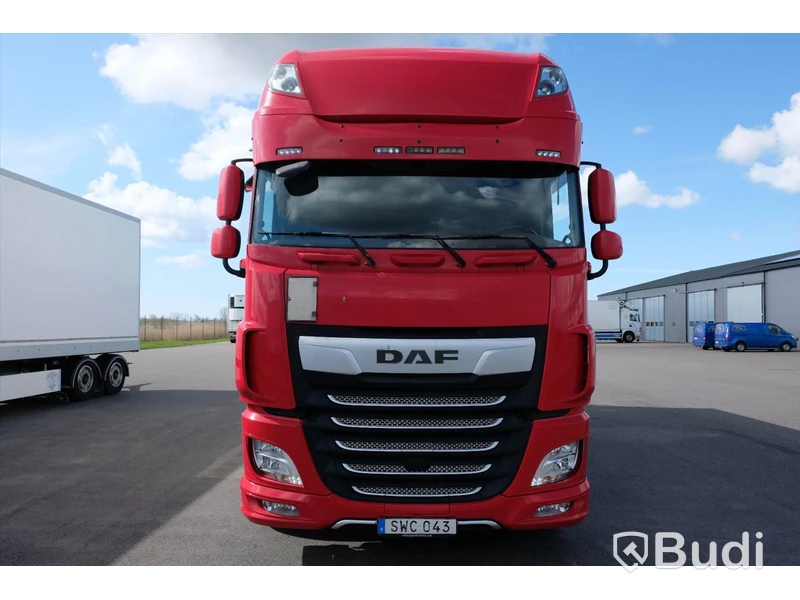 Fjärrbil DAF XF 530 6x2-2018 | Ekeriskåp | Öppningsbarsida | Zepro