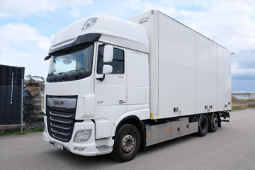 Fjärrbil DAF XF 530 6x2 | Ekeriskåp | Öppningsbarsida | Zepro