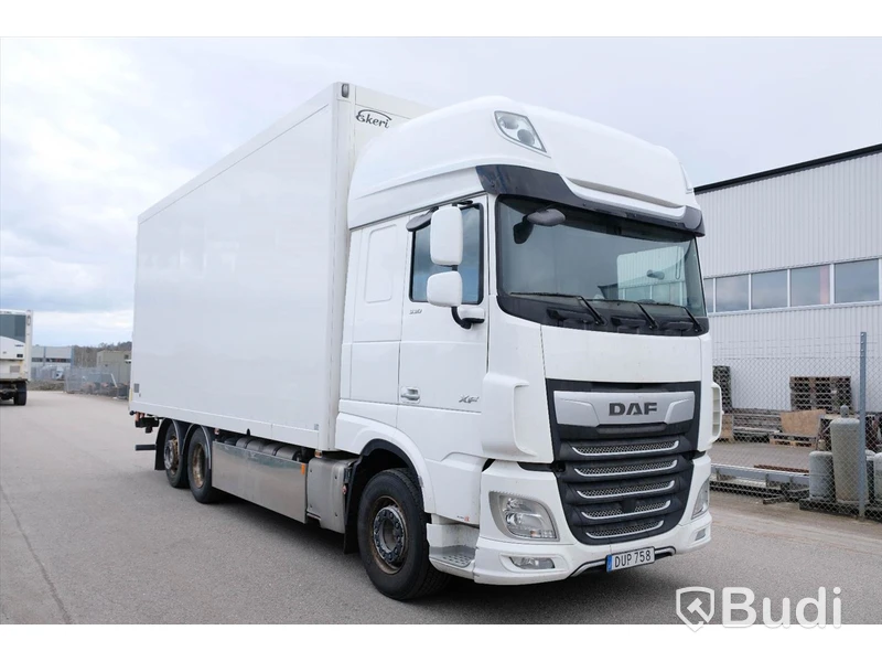 Fjärrbil DAF XF 530 6x2 | Ekeriskåp | Öppningsbarsida | Zepro