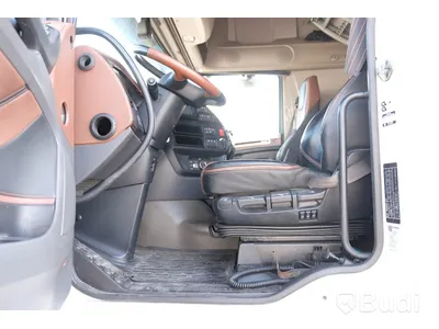 Fjärrbil DAF XF 530 FAN 6x2 -2018 | JPGS | Öppningsbarsida | Zepro