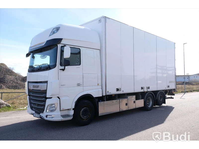 Fjärrbil DAF XF 530 FAN 6x2 -2018 | JPGS | Öppningsbarsida | Zepro