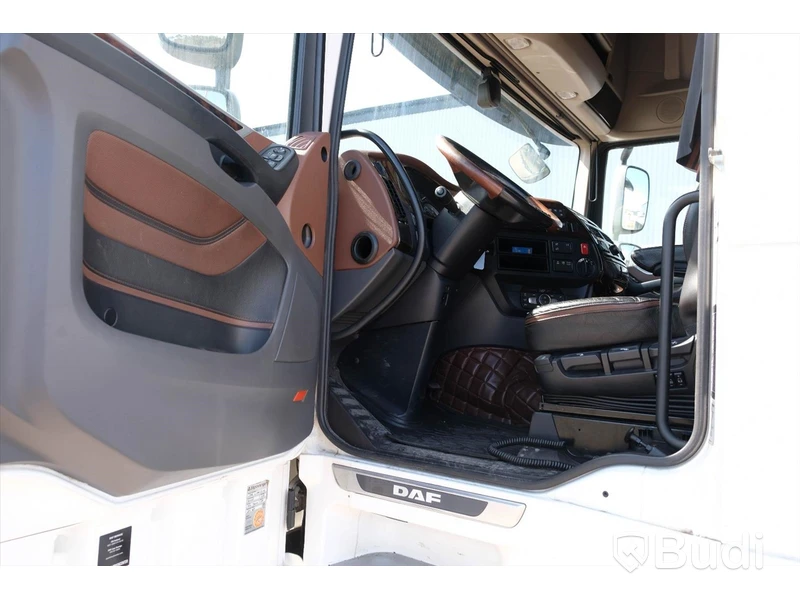 Fjärrbil DAF XF 530 6x2 | Ekeriskåp | Öppningsbarsida | Zepro