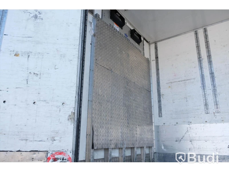 Kylsläp NÄRKO D4HB13N62 -2012 | FNA | Carrier | 4-axlad skåpsläpvagn