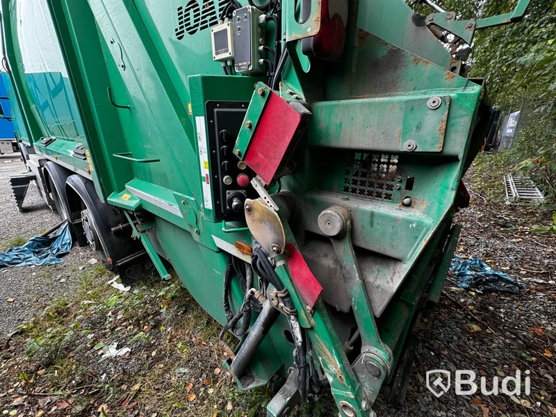 Baklastare Scania P340 6X2-4HNB -2014 | Reparationsobjekt  Motorhaveri