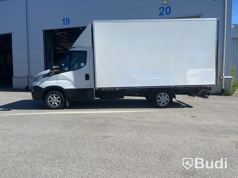 Iveco Daily 35-160 Chassi Cab 2.3 JTD Hi-Matic, 156hk -2016 | Bakgavelslyft | Besiktigad tom 2025-04-30