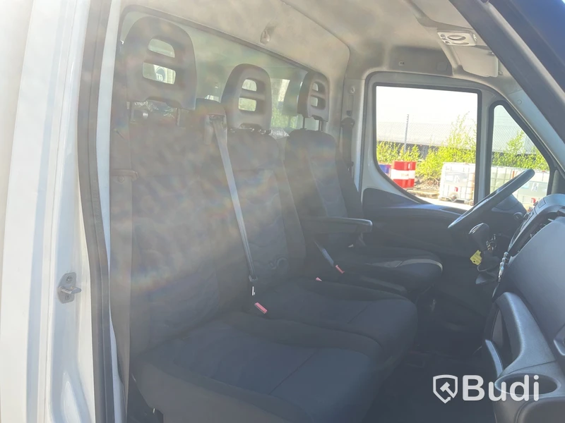 Iveco Daily 35-160 Chassi Cab 2.3 JTD Hi-Matic, 156hk -2016 | Bakgavelslyft | Besiktigad tom 2025-04-30