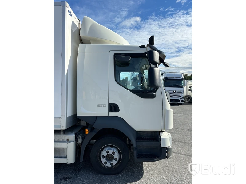 Volvo FL 210 | 16610 mil | 2018 | Zepro | värme i CAB-skåp