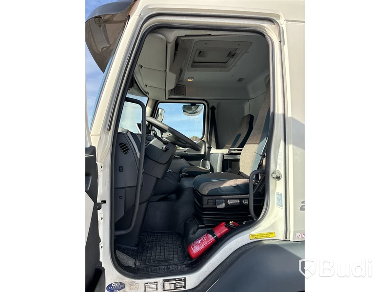 Volvo FL 210 | 16610 mil | 2018 | Zepro | värme i CAB-skåp
