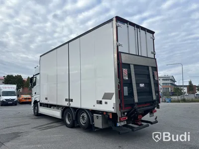Kylbil Mercedes-Benz Actros | 9518 mil |  2023 | Salaskåp | Zepro | ÖBS