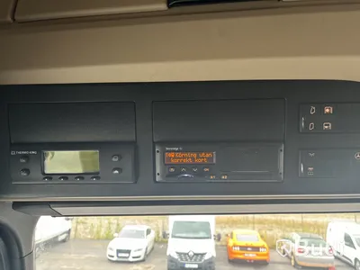Kylbil Mercedes-Benz Actros | 9518 mil |  2023 | Salaskåp | Zepro | ÖBS