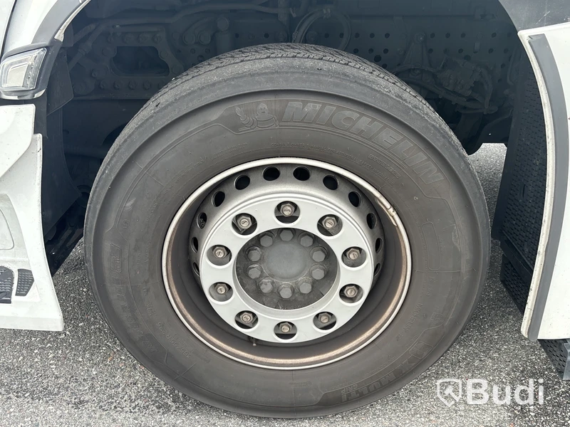 Kylbil Mercedes-Benz Actros | 9518 mil |  2023 | Salaskåp | Zepro | ÖBS