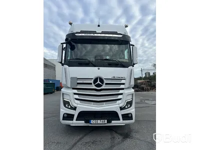 Kylbil Mercedes-Benz Actros | 9518 mil |  2023 | Salaskåp | Zepro | ÖBS