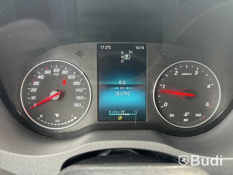 Mercedes-Benz Sprinter | 18179 mil | 2019 | Zepro | sidodörr | Ydreskåp