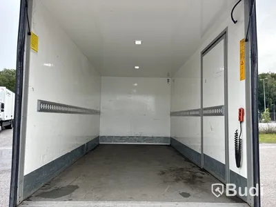 Mercedes-Benz Sprinter | 18179 mil | 2019 | Zepro | sidodörr | Ydreskåp