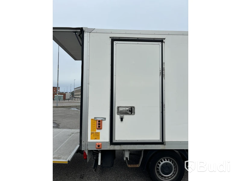 Mercedes-Benz Sprinter | 18179 mil | 2019 | Zepro | sidodörr | Ydreskåp