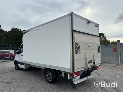 Mercedes-Benz Sprinter | 18179 mil | 2019 | Zepro | sidodörr | Ydreskåp