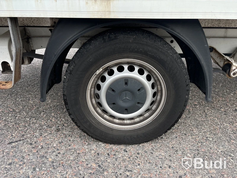 Mercedes-Benz Sprinter | 18179 mil | 2019 | Zepro | sidodörr | Ydreskåp