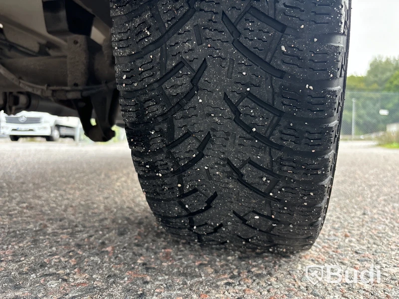 Mercedes-Benz Sprinter | 18179 mil | 2019 | Zepro | sidodörr | Ydreskåp