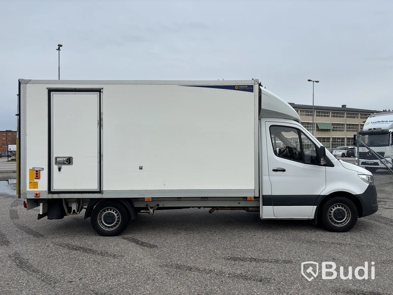 Mercedes-Benz Sprinter | 18179 mil | 2019 | Zepro | sidodörr | Ydreskåp