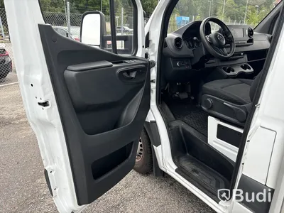 Mercedes-Benz Sprinter | 18179 mil | 2019 | Zepro | sidodörr | Ydreskåp
