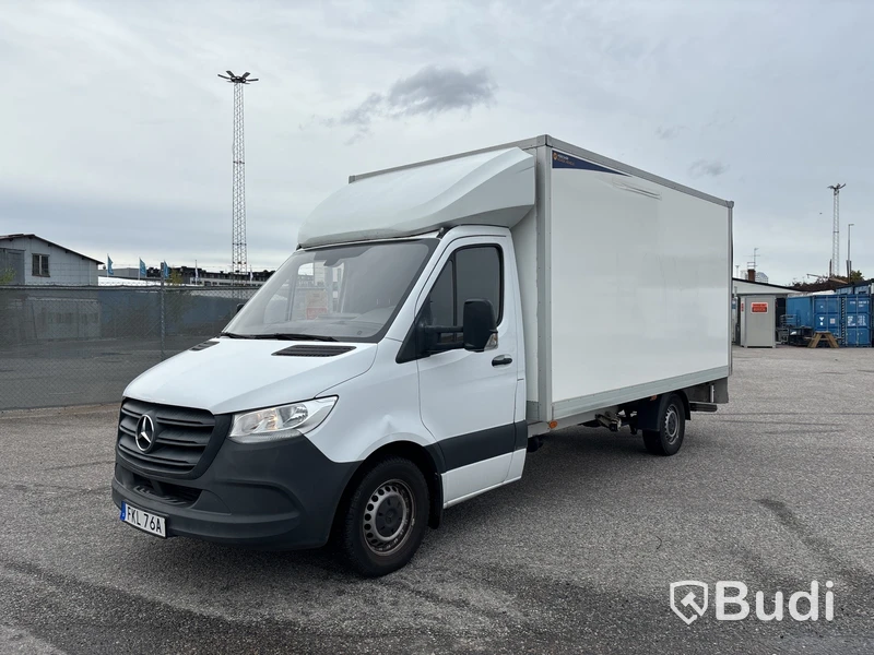 Mercedes-Benz Sprinter | 18179 mil | 2019 | Zepro | sidodörr | Ydreskåp