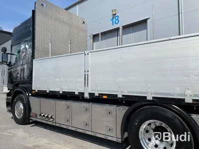 Lastbil Scania R560 8x4 | Motivlackerad | Kran flak | Palfinger PK23002 |