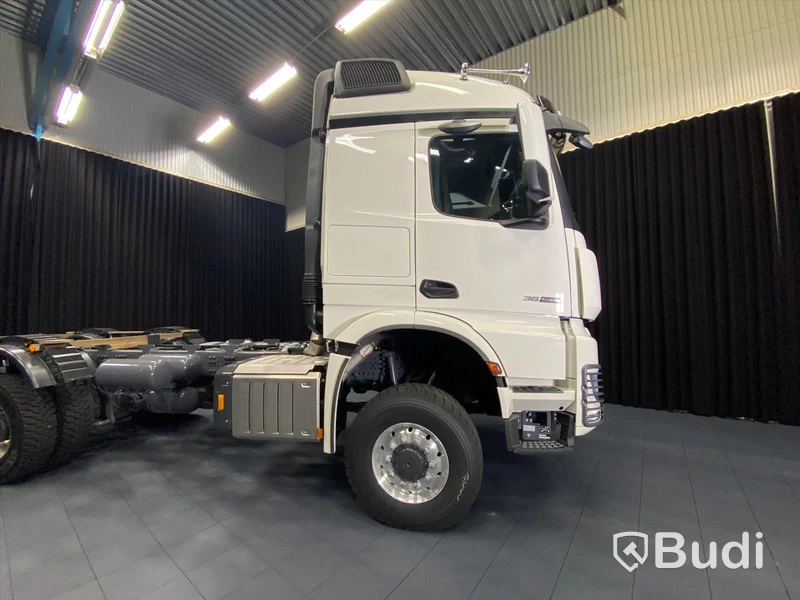 Lastbil Mercedes-Benz Arocs 3358 AK 6x6 | 2021
