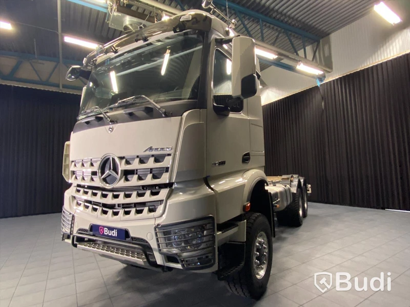 Lastbil Mercedes-Benz Arocs 3358 AK 6x6 | 2021