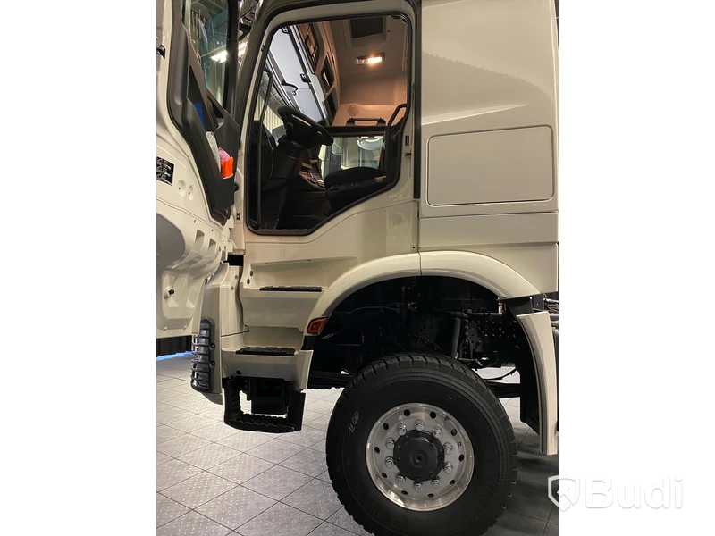 Lastbil Mercedes-Benz Arocs 3358 AK 6x6 | 2021