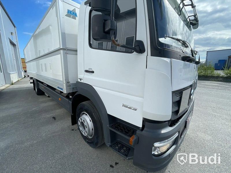 Lastbil Mercedes-Benz Atego 1523 | Euro6 | Höj sänk skåp | 16800mil