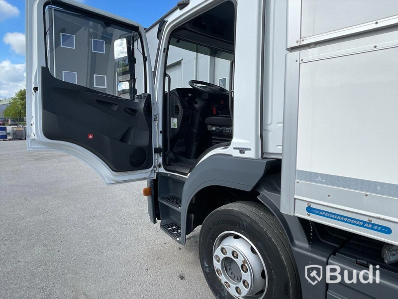 Lastbil Mercedes-Benz Atego 1523 | Euro6 | Höj sänk skåp | 16800mil