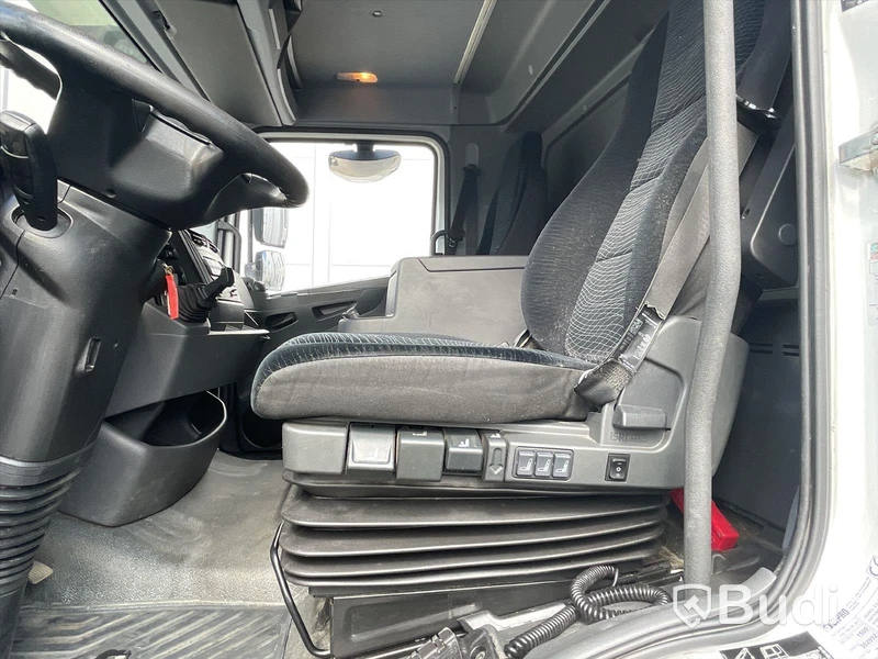 Lastbil Mercedes-Benz Atego 1523 | Euro6 | Höj sänk skåp | 16800mil