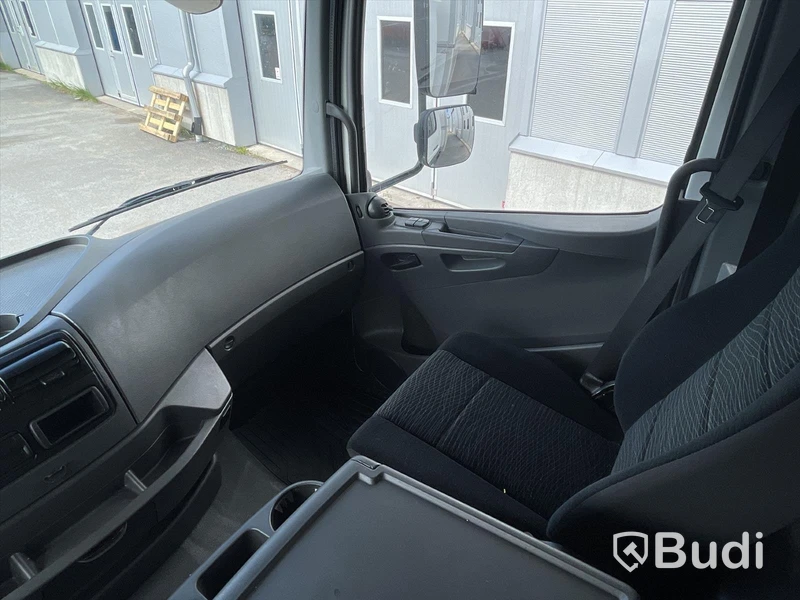 Lastbil Mercedes-Benz Atego 1523 | Euro6 | Höj sänk skåp | 16800mil
