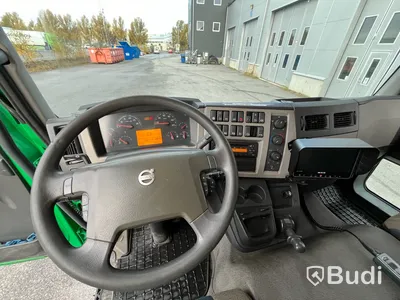 Lastbil Volvo FL 250 4x2 -2014| Höj/sänk skåp | Euro6 | PLS-Skåp
